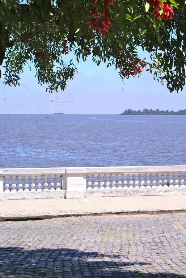 Estudio Taller De Tejas Colonia B&B Колония-дель-Сакраменто Экстерьер фото